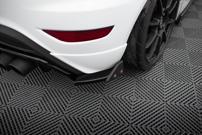 Bakre sidosplitters V.3 med flaps för Ford Fiesta ST MK7 Facelift