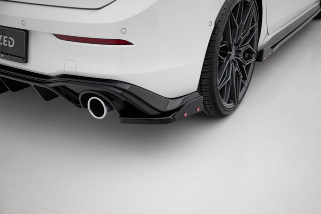 Bakre sidosplitters V.4 med flaps för VW Golf GTI/GTE MK8