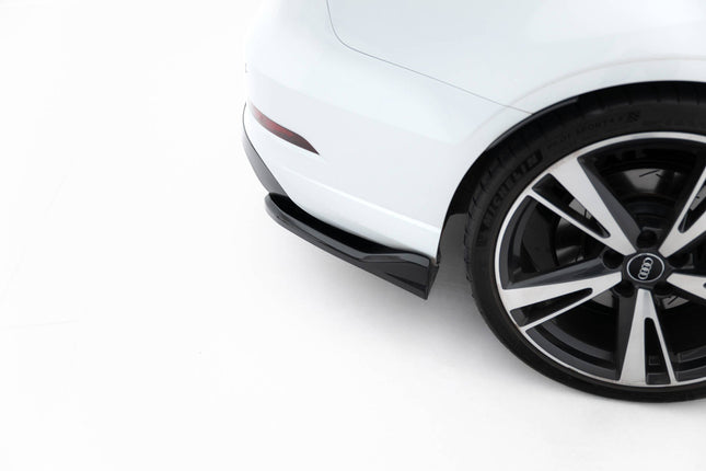 Bakre sidosplitters V.5 för Audi RS3 Sedan 8V Facelift