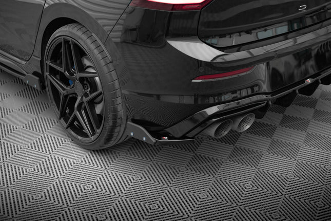 Bakre sidosplitters V.6 med flaps för VW Golf R Hatchback MK8