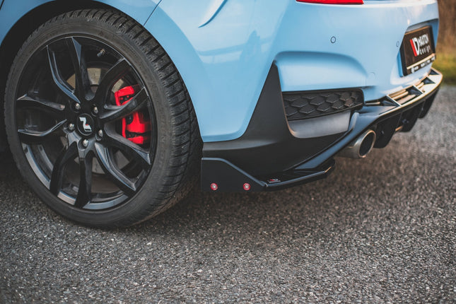 Bakre sidosplitters V.7 med flaps för Hyundai I30 N MK3 Hatchback