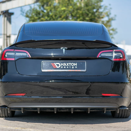 Diffuser för Tesla Model 3