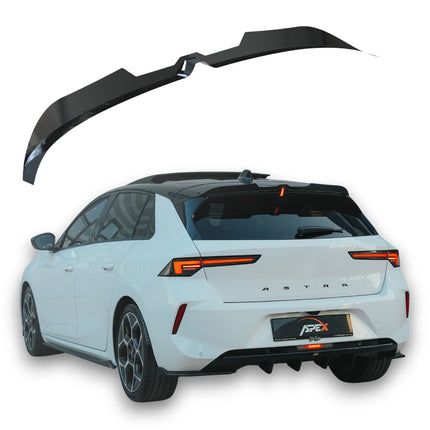 Blanksvart Takspoiler Opel Astra L 2021+