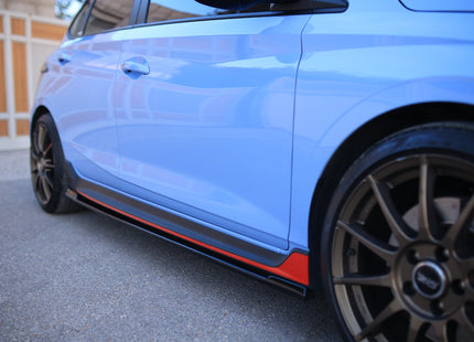 Sidokjolar i blanksvart för Hyundai i20 N MK3