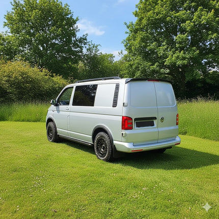 Blanksvarta Hjulbågsförlängningar Volkswagen Transporter T6 2015-2019 (8 delar)